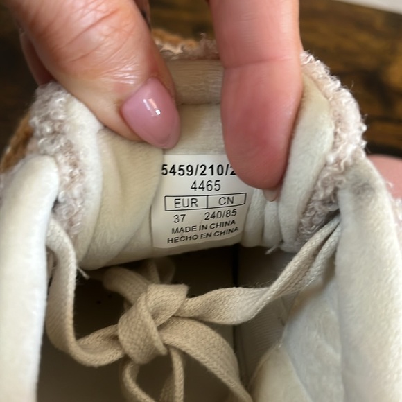 Zara Shearling Trainers Teddy Sneakers in Mixed Brown Size 37 - Picture 12 of 12